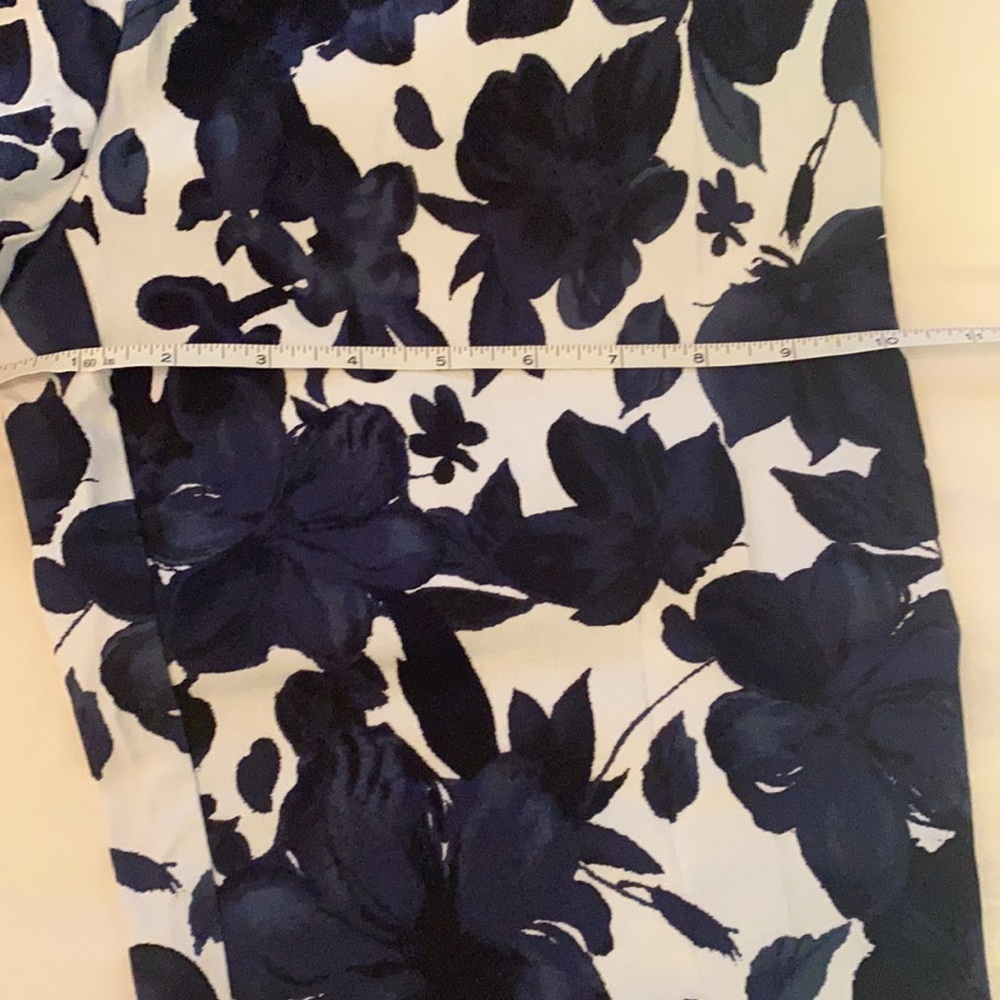Floral Ribkoff Pants Size 10 - Picture 5 of 7